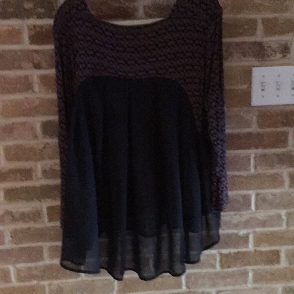 Ladies blouse - Picture 3 of 4